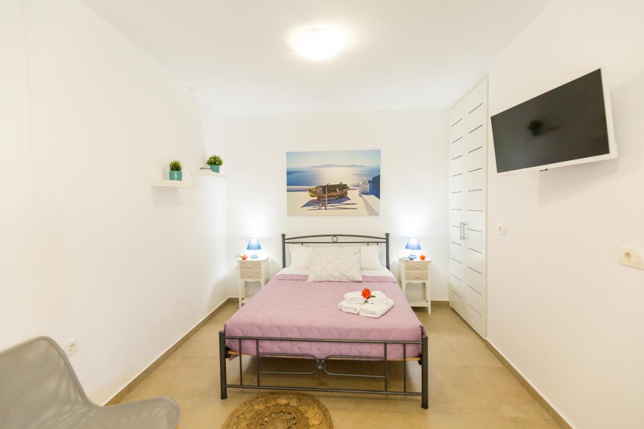 Sunrise Apartment Santorini Emporio  Zewnętrze zdjęcie